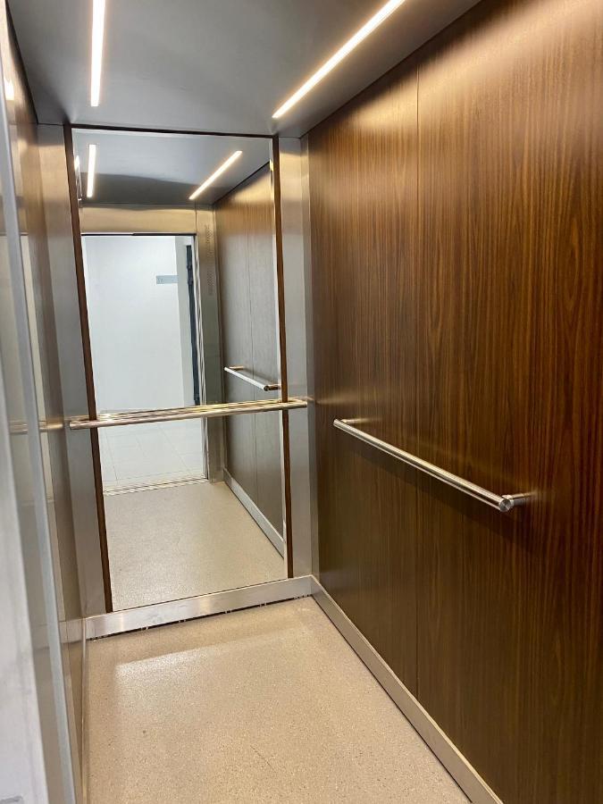 クラクフApartament Z Widokiem Na Kazimierz/Forum Przestrzenieアパートメント エクステリア 写真