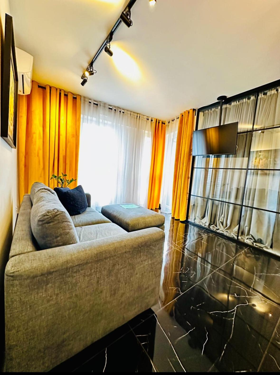 クラクフApartament Z Widokiem Na Kazimierz/Forum Przestrzenieアパートメント エクステリア 写真